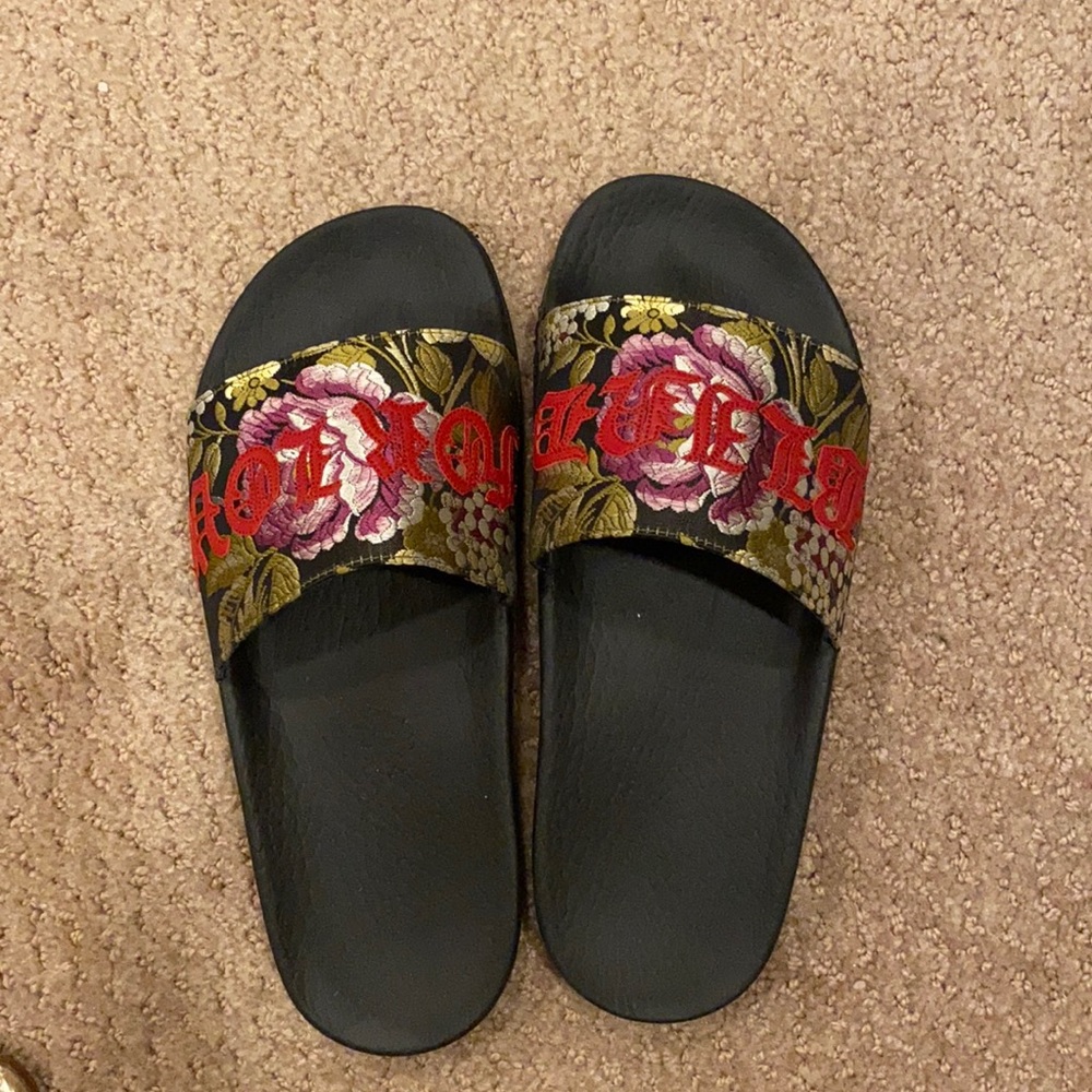 Gucci slipper
